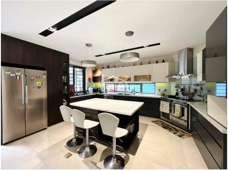 VILLA FOR RENT IN COMPOUND THAO DIEN - 6
