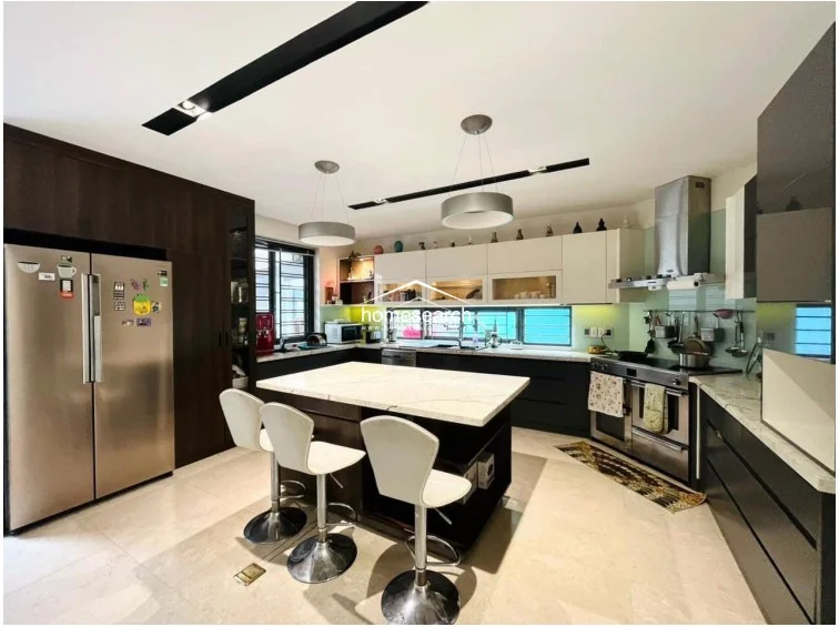 VILLA FOR RENT IN COMPOUND THAO DIEN - 8