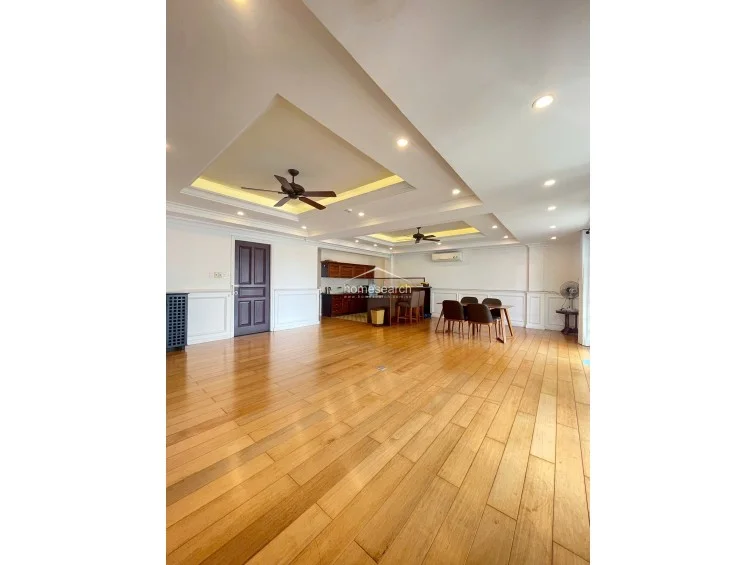 Spacious Penthouse Serviced Apartment on Nguyen Ba Huan, Thao Dien, District 2 - 14