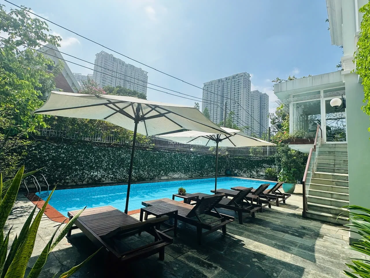 VILLA FOR RENT IN COMPOUND - THAO DIEN - DIST.2 - 18