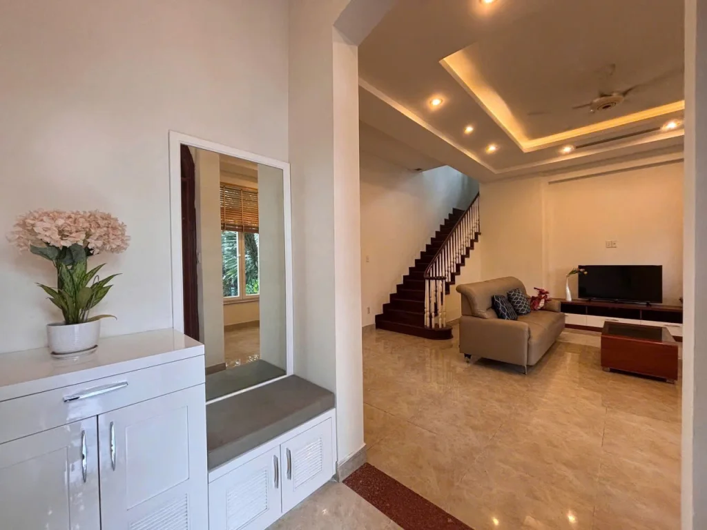 VILLA FOR RENT IN COMPOUND - THAO DIEN - DIST.2 - 3