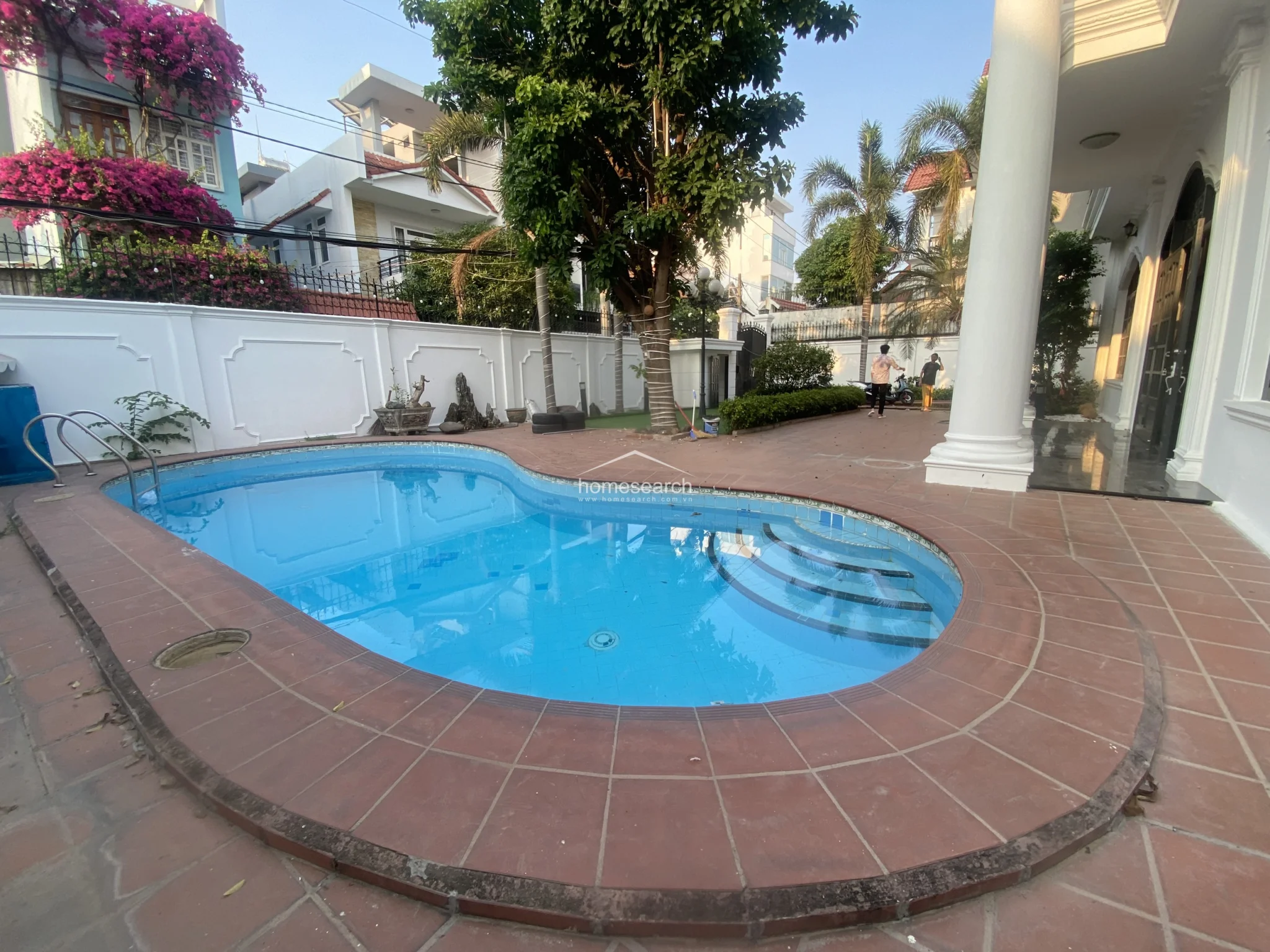 Villa for rent in Thao Dien - An Khanh Ward in An Khanh - Photo 1