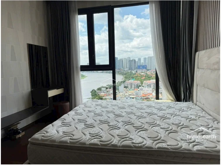 Luxurious 3-Bedroom Gateway Apartment in Thao Dien with Stunning City Skyline Views - 9