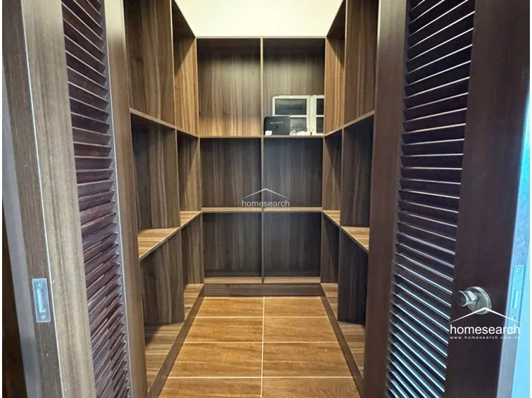 Luxurious 3-Bedroom Gateway Apartment in Thao Dien with Stunning City Skyline Views - 8