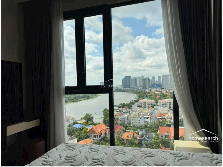 Luxurious 3-Bedroom Gateway Apartment in Thao Dien with Stunning City Skyline Views - 10