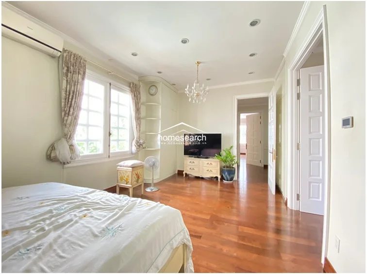 VILLA FOR RENT IN COMPOUND - THAO DIEN - DIST.2 - 8
