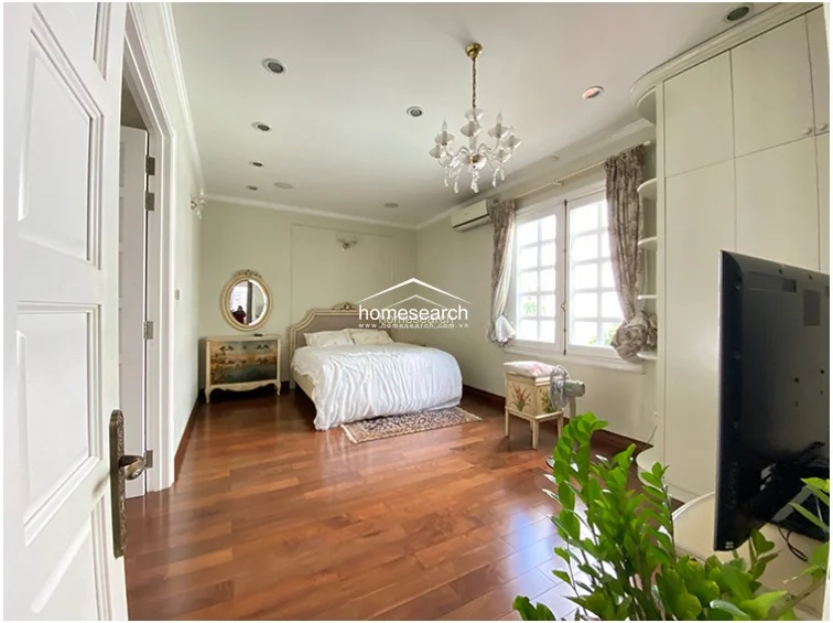 VILLA FOR RENT IN COMPOUND - THAO DIEN - DIST.2 - 9