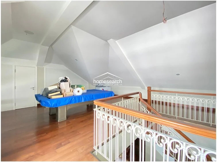 VILLA FOR RENT IN COMPOUND - THAO DIEN - DIST.2 - 10