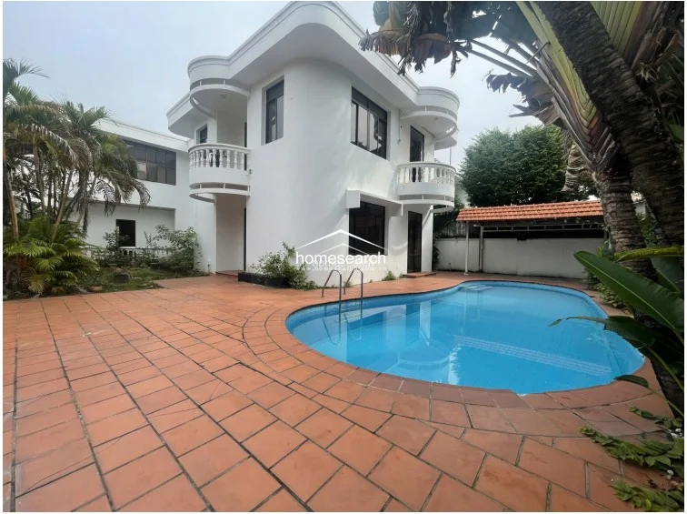 Villa for rent in compoud - Thao Dien - 1