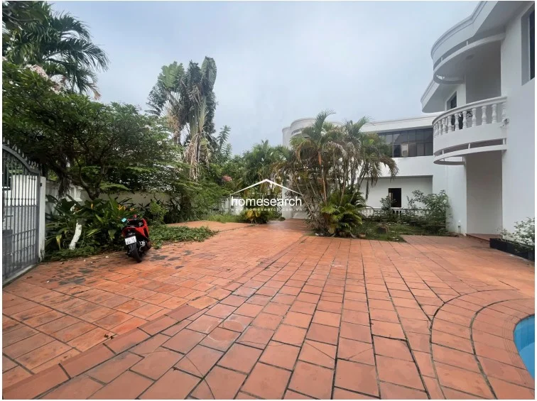 Villa for rent in compoud - Thao Dien - 4