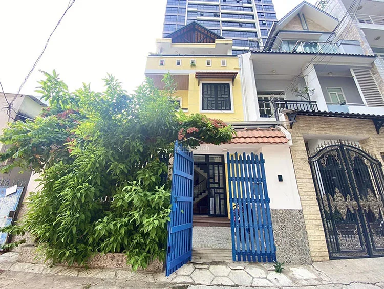 House for rent in Thao Dien in An Khanh - Photo 1