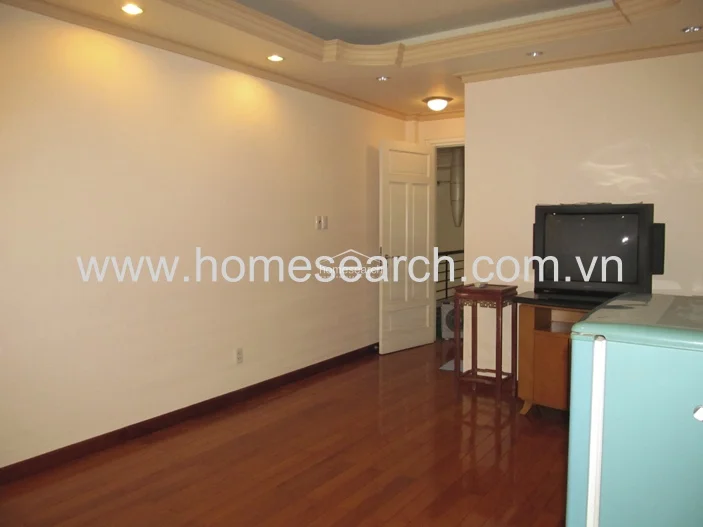 Villa for rent in compound Thao Dien - An Khanh Ward - 18