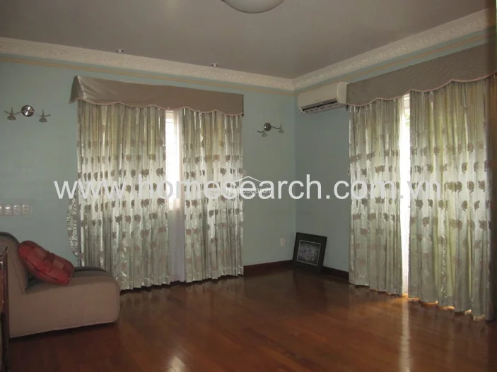 Villa for rent in compound Thao Dien - An Khanh Ward - 17