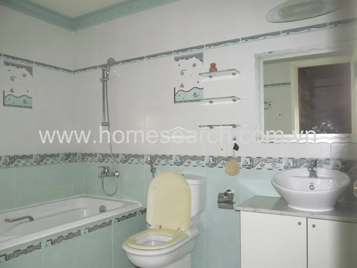Villa for rent in compound Thao Dien - An Khanh Ward - 28