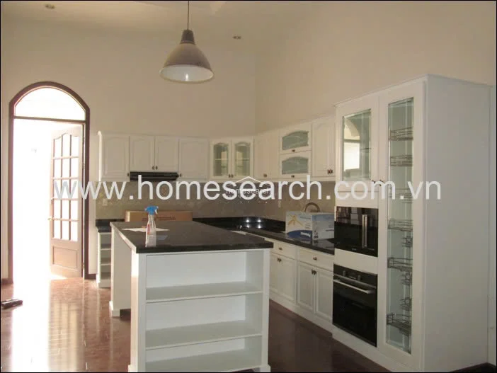 Villa for rent in Compound Thao Dien - An Khanh Ward - 10