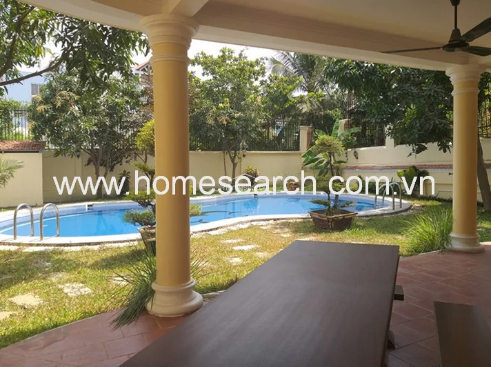 Villa in compound Thao Dien for rent - 45