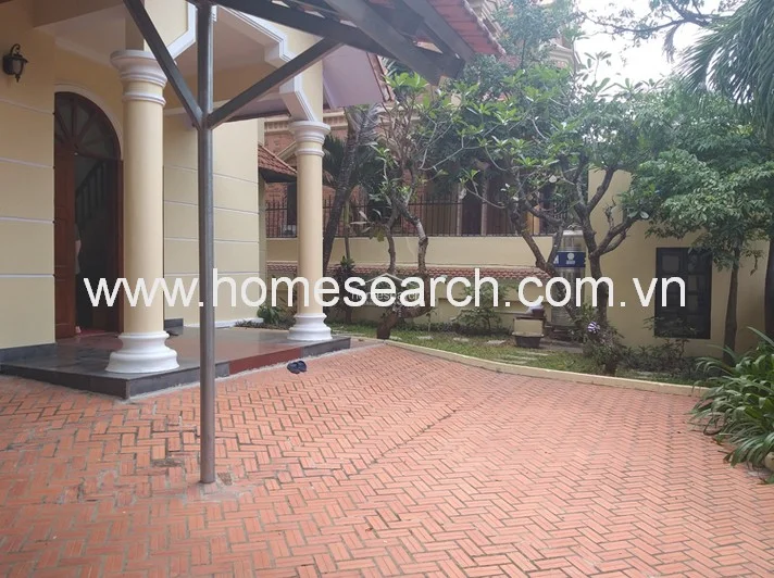 Villa in compound Thao Dien for rent - 47