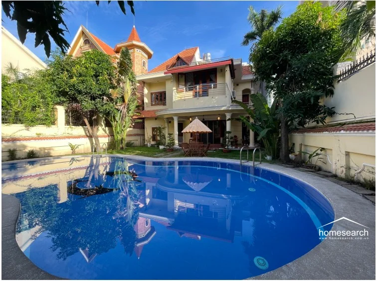 Villa in compound Thao Dien for rent - 4