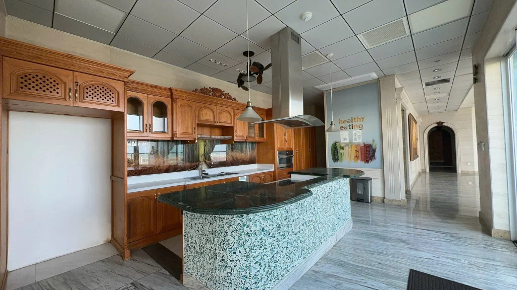 Penthouse in Thao Dien Pearl for rent - 3