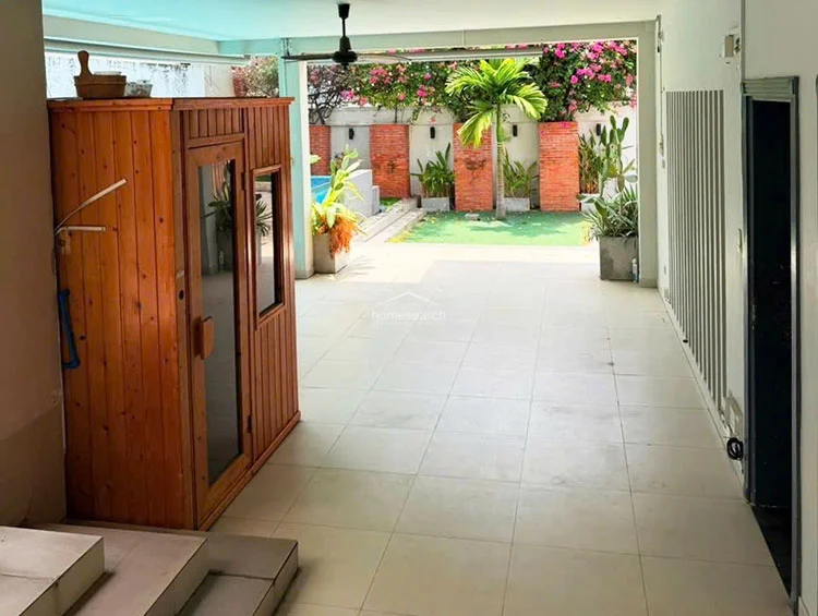 Villa for rent in Compound Thao Dien - An Khanh Ward - 5