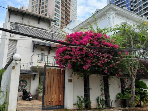 Villa for rent in Compound Thao Dien - An Khanh Ward