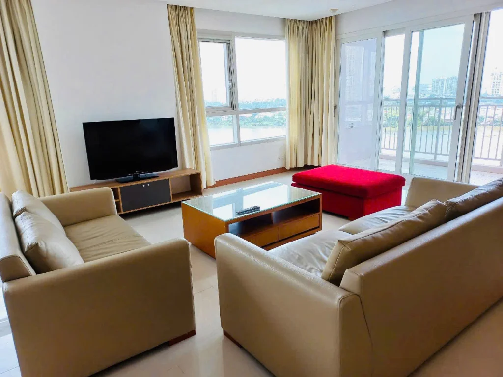 3 Bedroom apartment in Xi Riverview Place for rent - 3