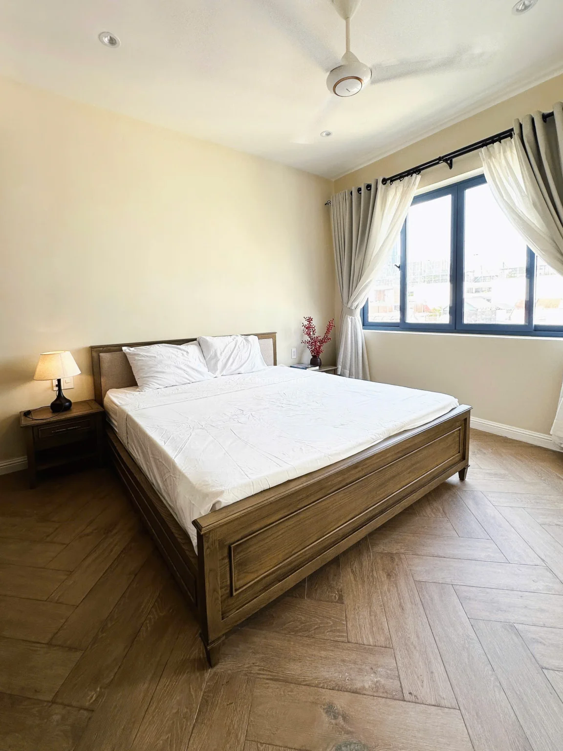 Stylish Fully Furnished 2-Bedroom Serviced Apartment for Rent in Thao Dien – 950 USD/month - 11