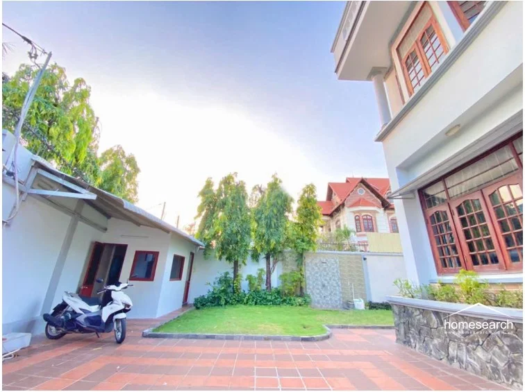 Villa for rent in Thao Dien - Dist.2 - 3