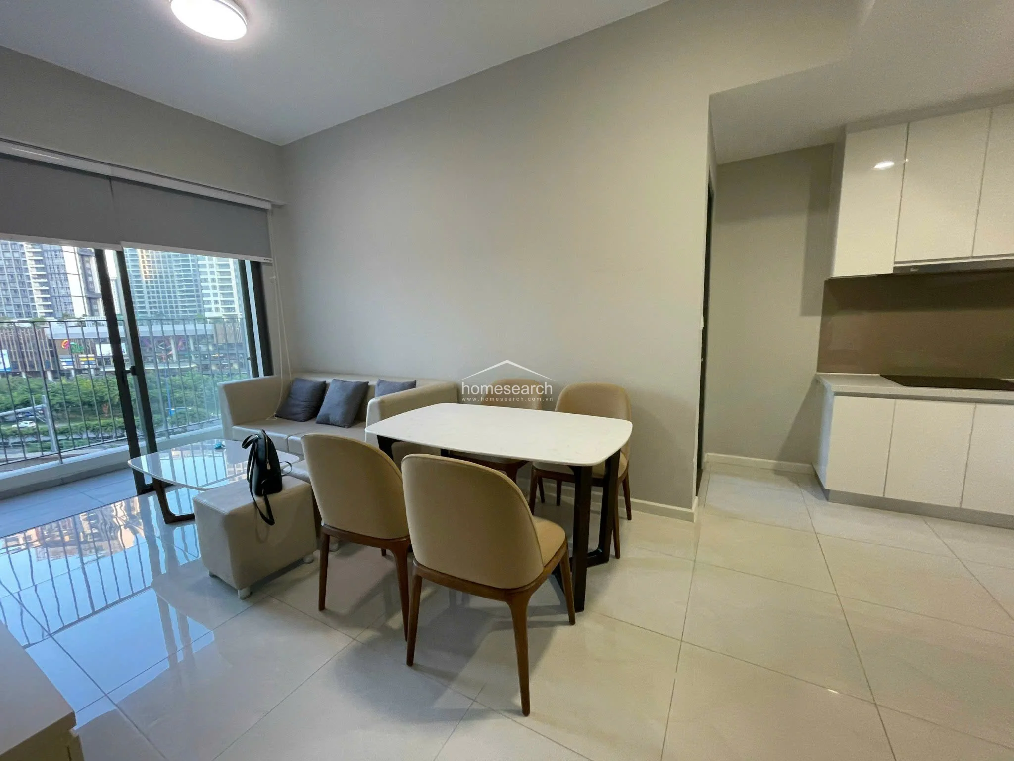 2 Bedroom apartment in Masteri An Phu for rent - 2