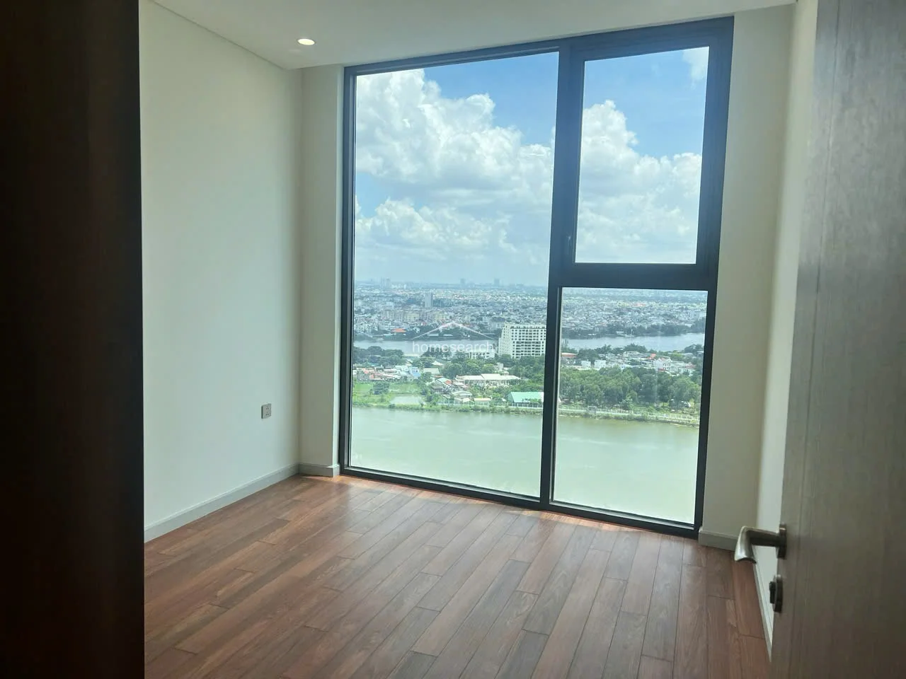 Unfurnished 3 Bedroom Apartment in Thao Dien Green - 7