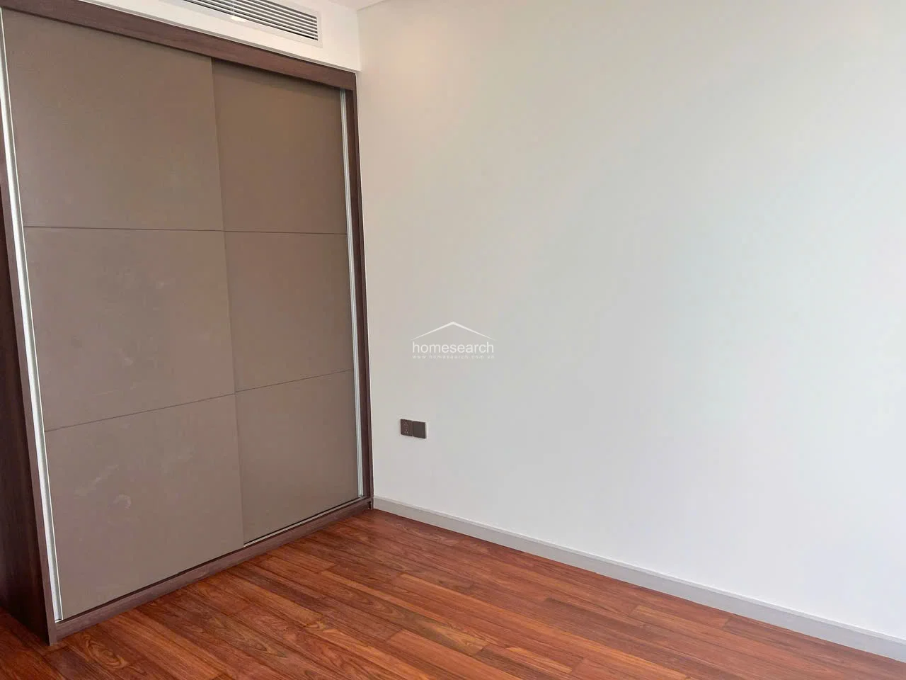 Unfurnished 3 Bedroom Apartment in Thao Dien Green - 9