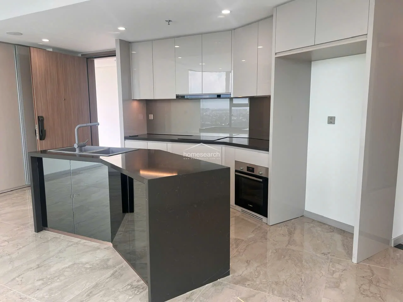 Unfurnished 3 Bedroom Apartment in Thao Dien Green - 4