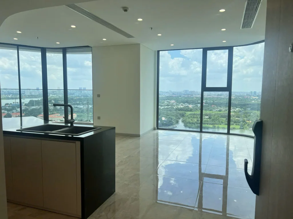 Unfurnished 3 Bedroom Apartment in Thao Dien Green