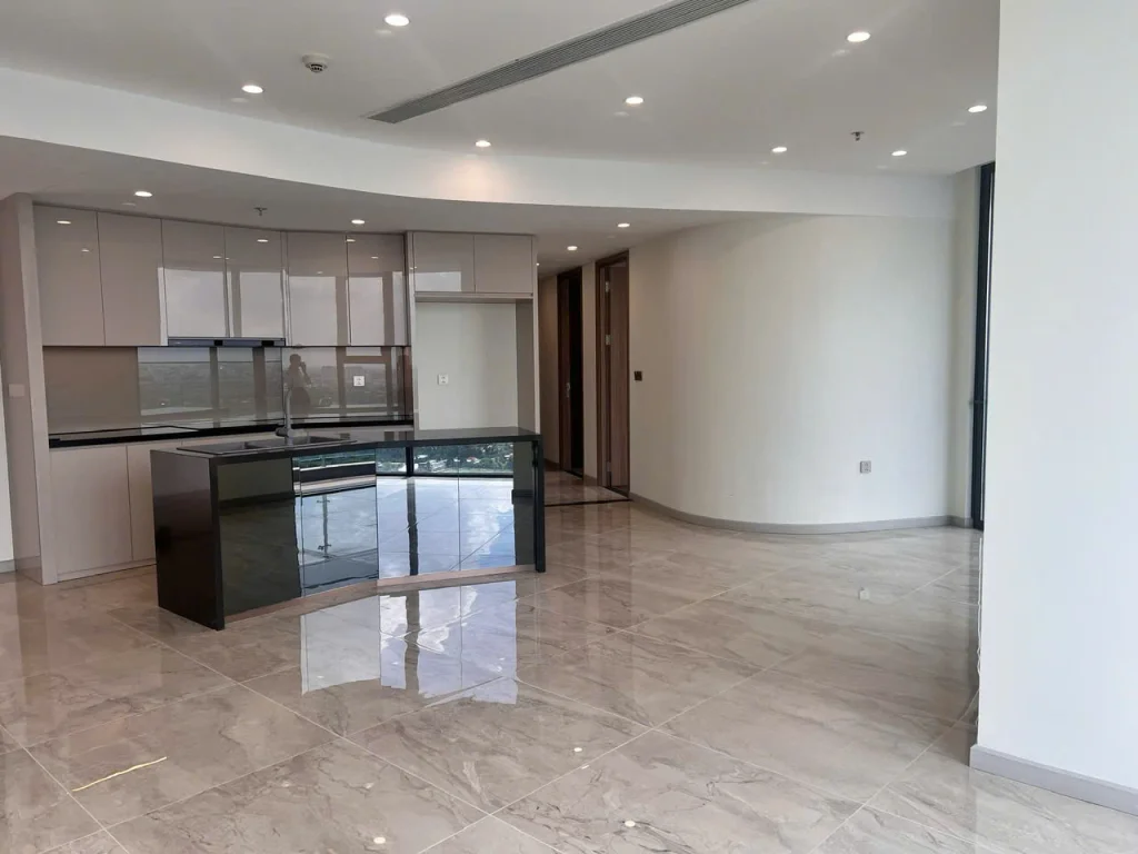 Unfurnished 3 Bedroom Apartment in Thao Dien Green - 2