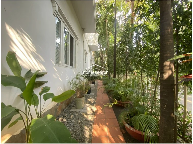 VILLA FOR RENT IN COMPOUND-THAO DIEN-DIST.2 - 8