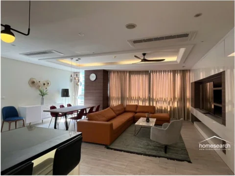 Luxurious 3-Bed, 3-Bath 185 sqm Apartment at Xi Riverview Palace with Stunning City Views