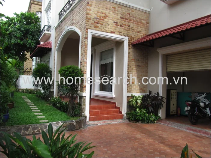 Villa for rent in compound Thao Dien for rent - 3