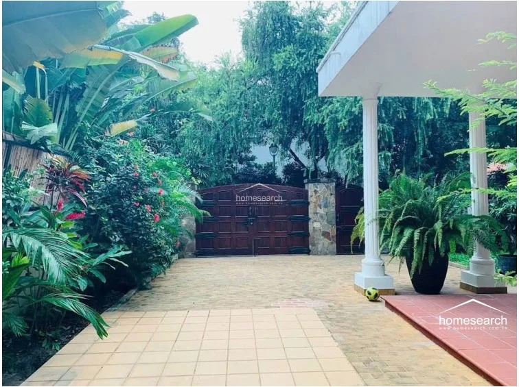 Villa for rent in APSC compound Thao Dien - 8