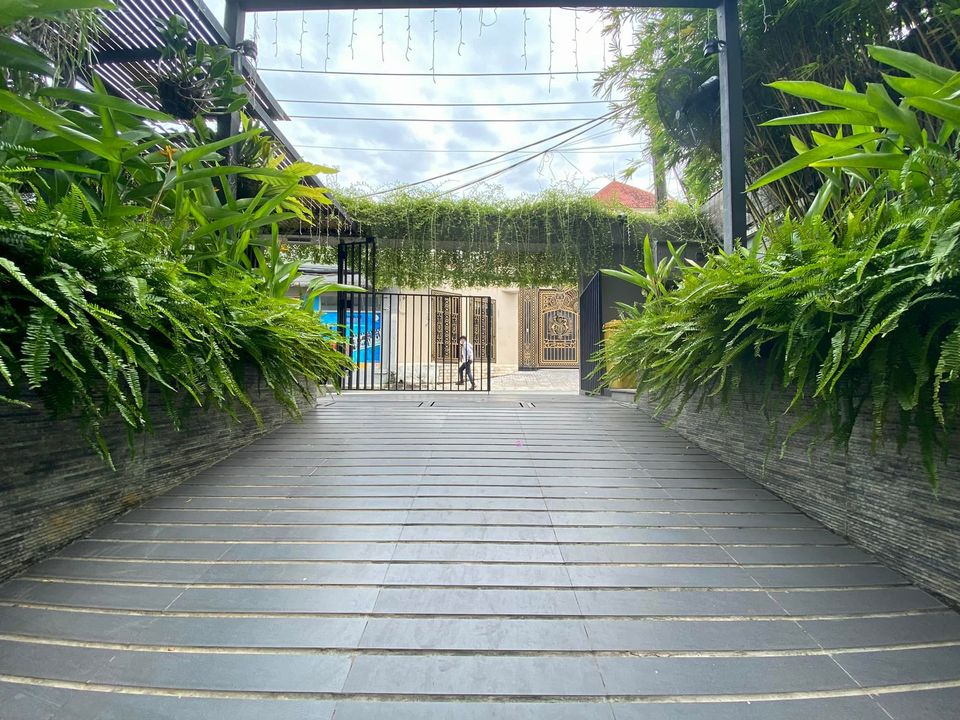 LuxOne Ngo Quang Huy