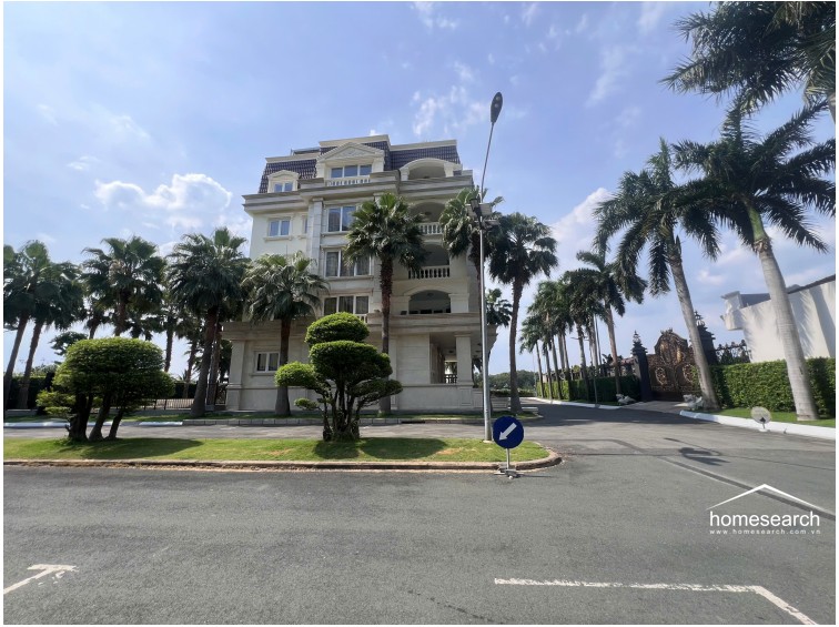 Riverside Palace