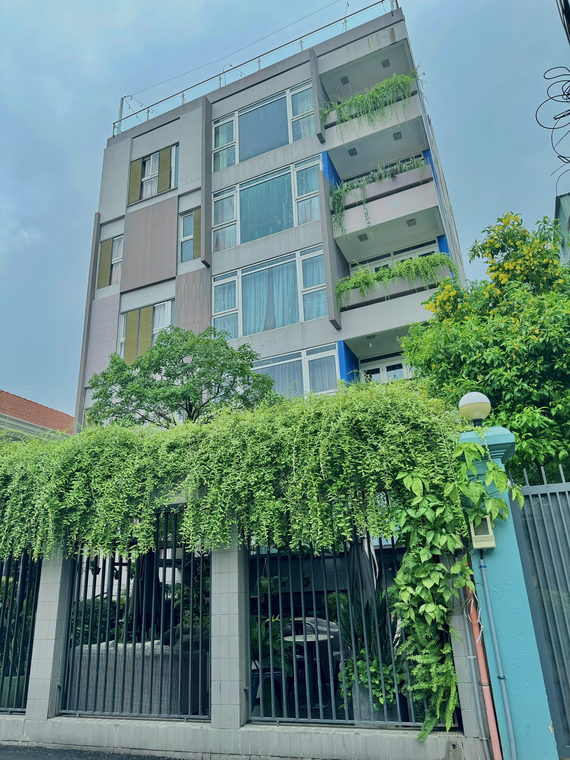 LuxOne Ngo Quang Huy