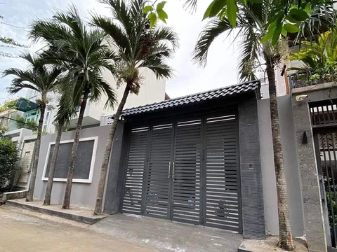 Charming 2-Bedroom Fully Furnished House with Private Garden in Thao Dien - Nhà phố - An Khanh - (2 bedrooms, 3 bathrooms, 110 sqm)